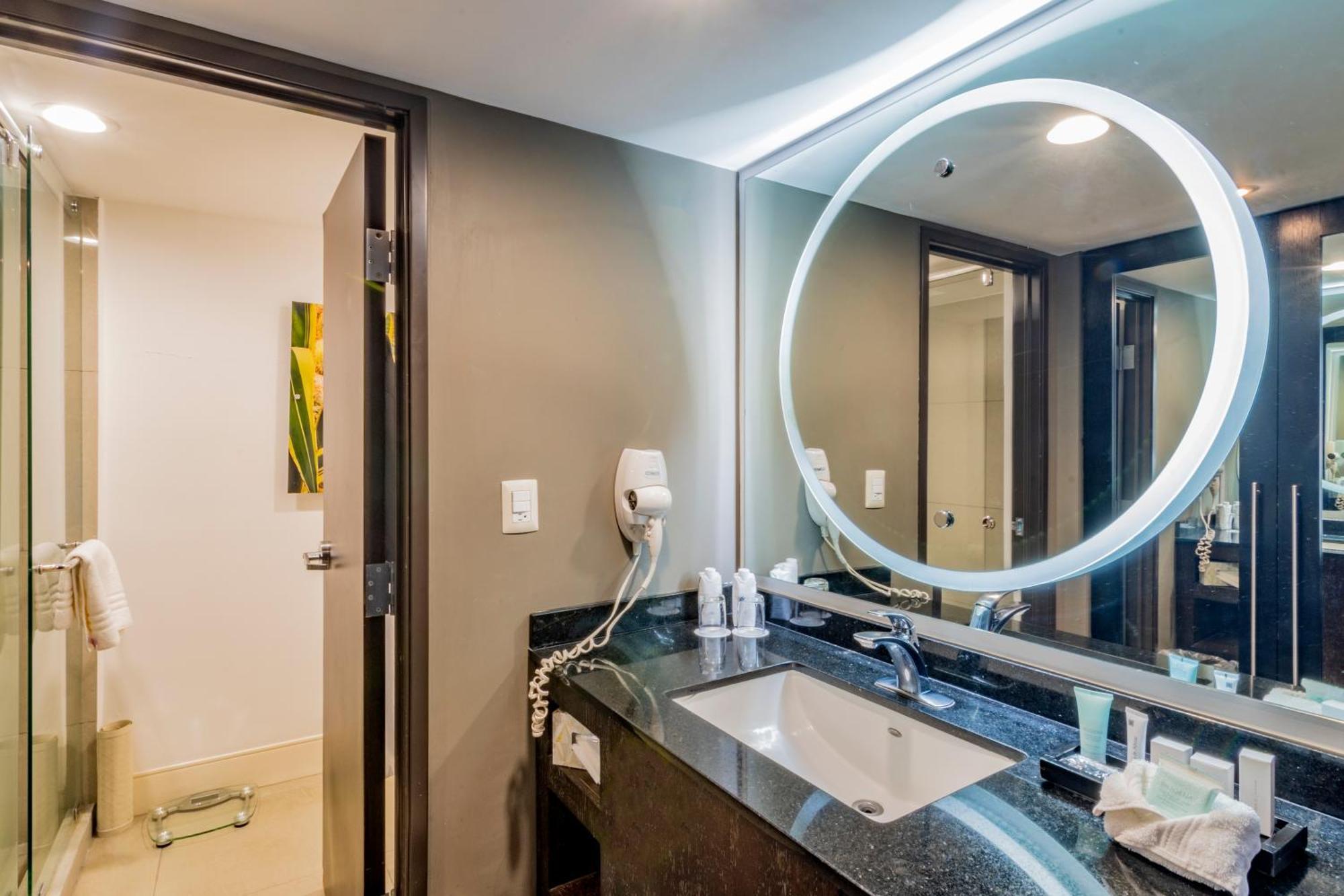 Hotel Lucerna Ciudad Juarez Luaran gambar